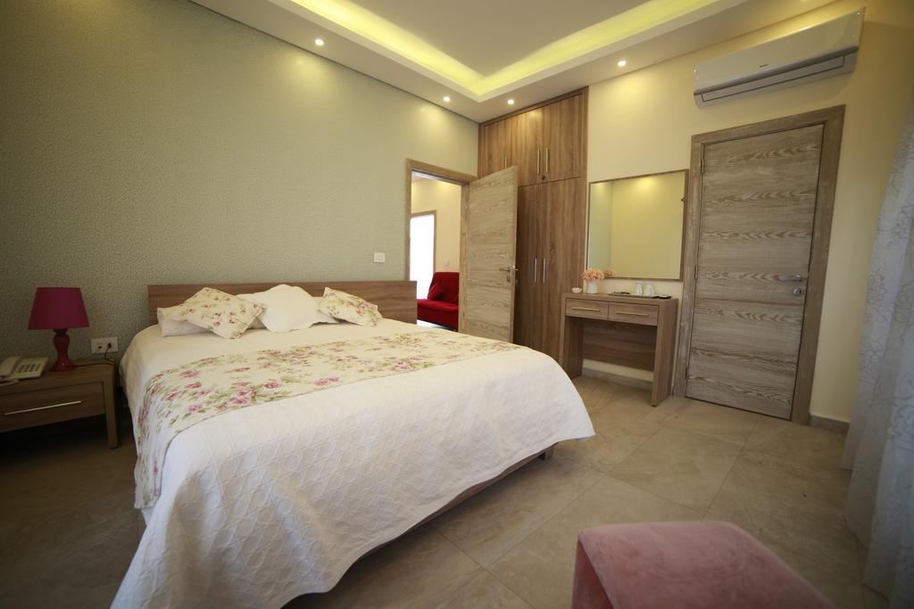 Asamina Boutique Hotel 泰尔 外观 照片