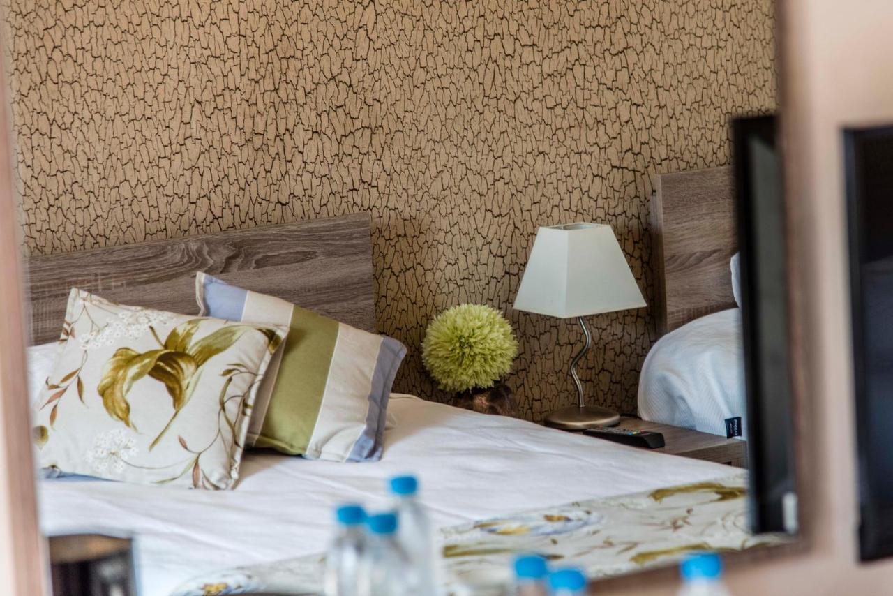 Asamina Boutique Hotel 泰尔 外观 照片